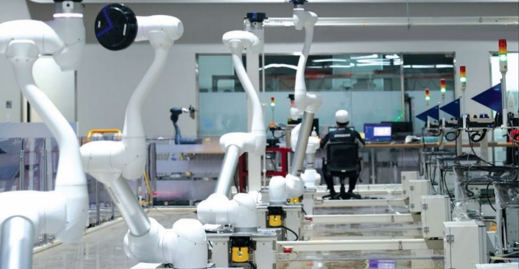 services HumaRobotics