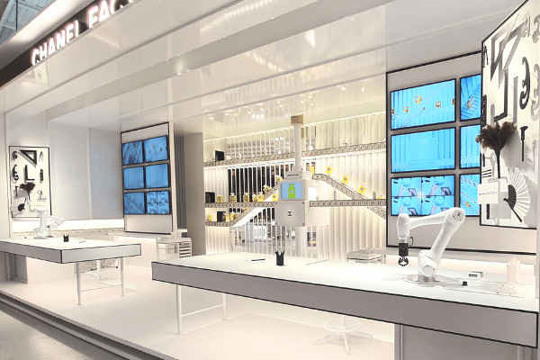 Chanel factory 5 - Robots Doosan